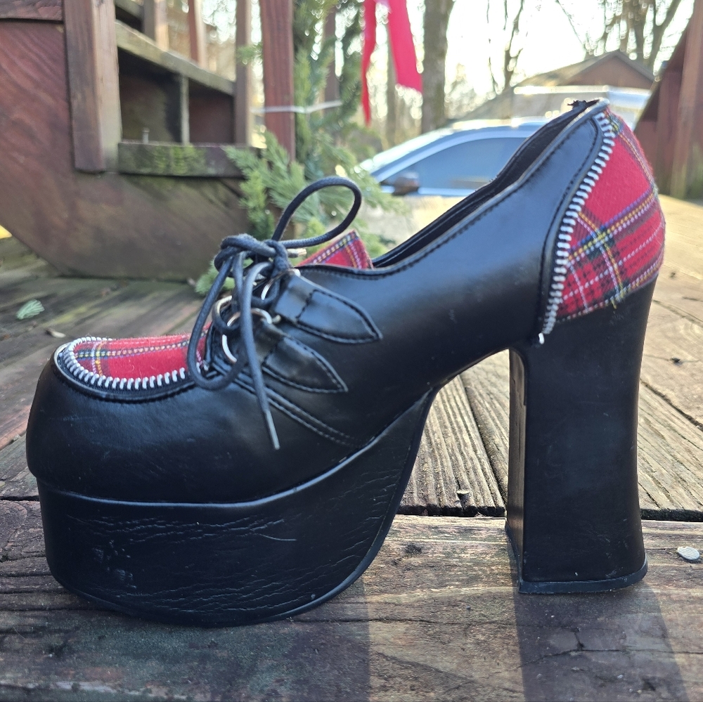 Demonia Womens Charade-12, Platform Pumps, Black, Red Plaid, Goth Emo Punk Sz 8 - Picture 10 of 14
